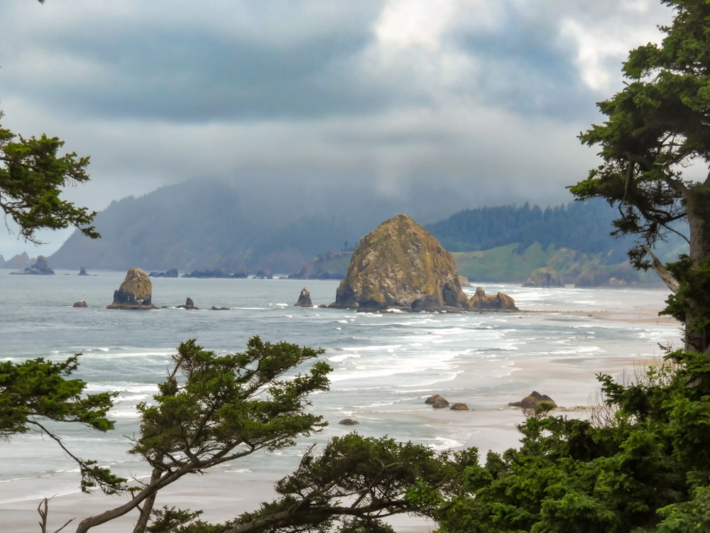 Day 38 – Bicycle Touring Nehalem Bay SP to Fort Stevens SP.  The people, Cannon Beach and Seaside Oregon